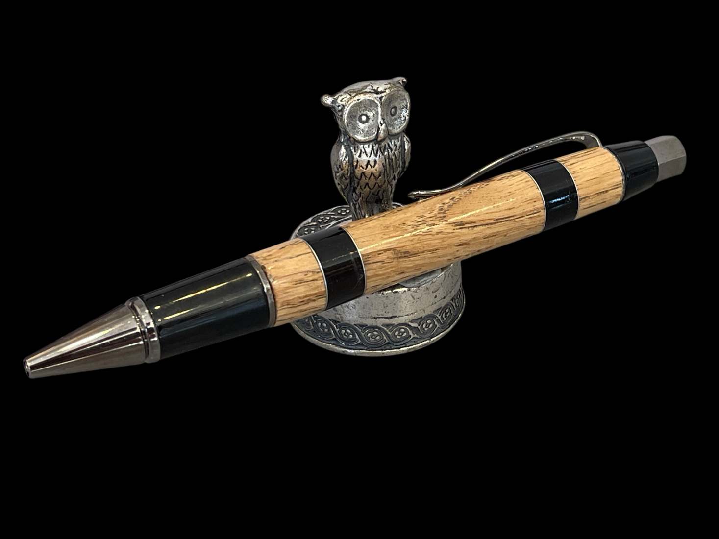 Blenheim Palace Oak Click Ballpoint Pen - Image 3